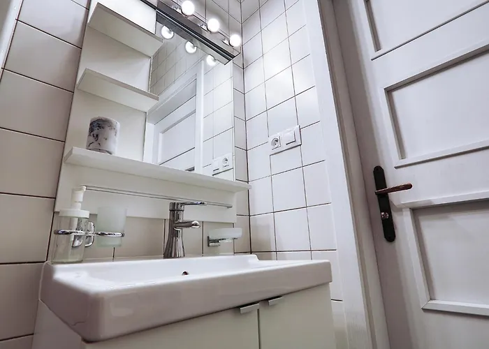 Two-bedroom Haven In The Old Town * Praag