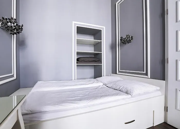 Two-bedroom Haven In The Old Town * Praag