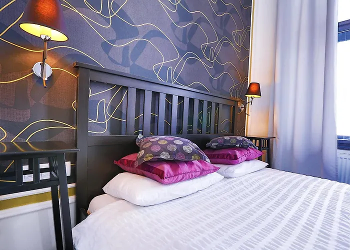 Two-bedroom Haven In The Old Town Appartement