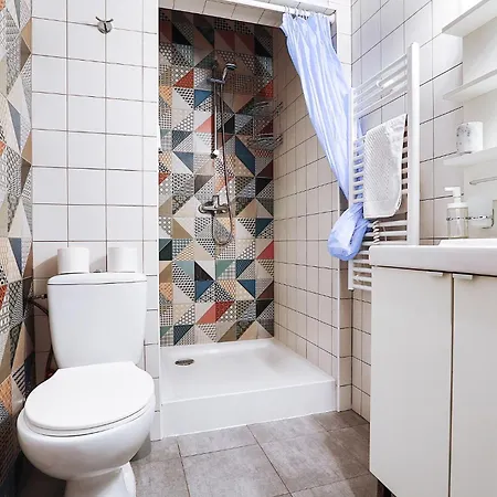 Lägenhet Two-bedroom Haven In The Old Town