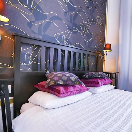 Two-bedroom Haven In The Old Town Lägenhet