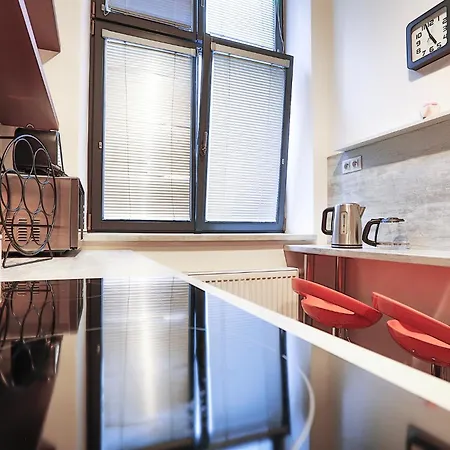 Appartement Two-bedroom Haven In The Old Town