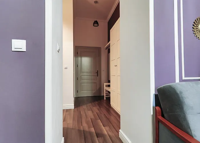 Two-bedroom Haven In The Old Town *